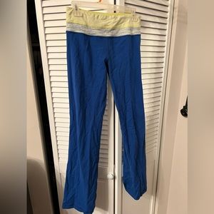 Lululemon blue yoga pants